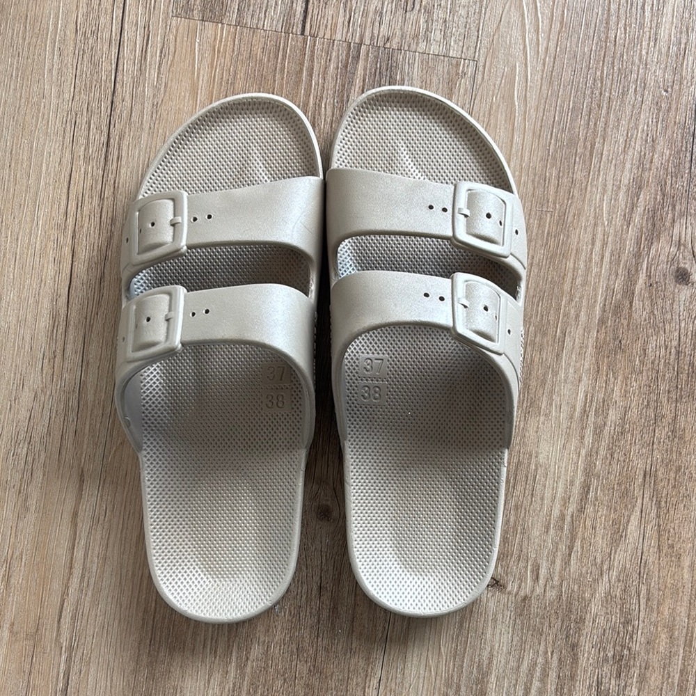 Freedom Moses sandals